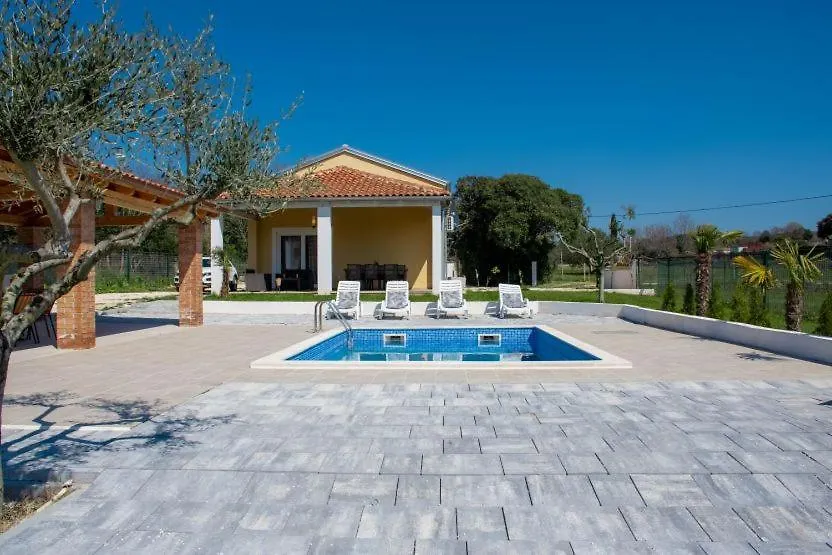 Holiday Home Natura Rovinj 0*,  Croatia
